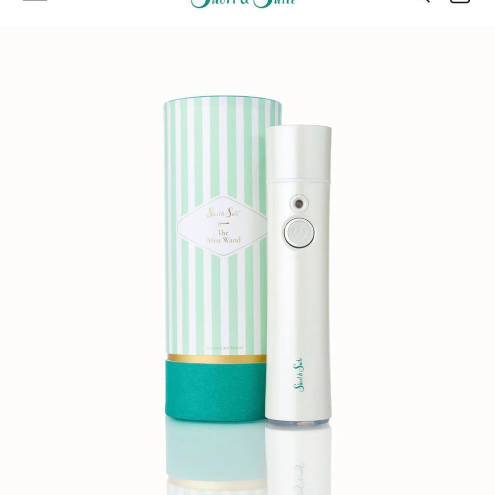 SHORT + SUITE FACIAL MIST WAND